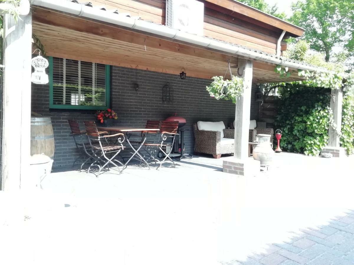 Woodstock B+B Villa Drouwenermond Eksteriør billede